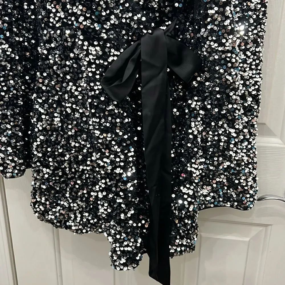 Extro&Vert Women Shorts Romper Sz Small Black Sparkly Silver Sequins Velvet Club — image 8 of 8